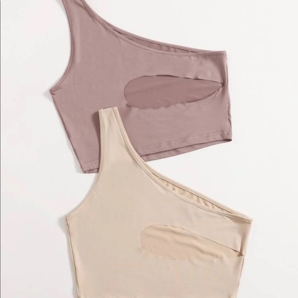 Shein Crop tops - Picture 2 of 4